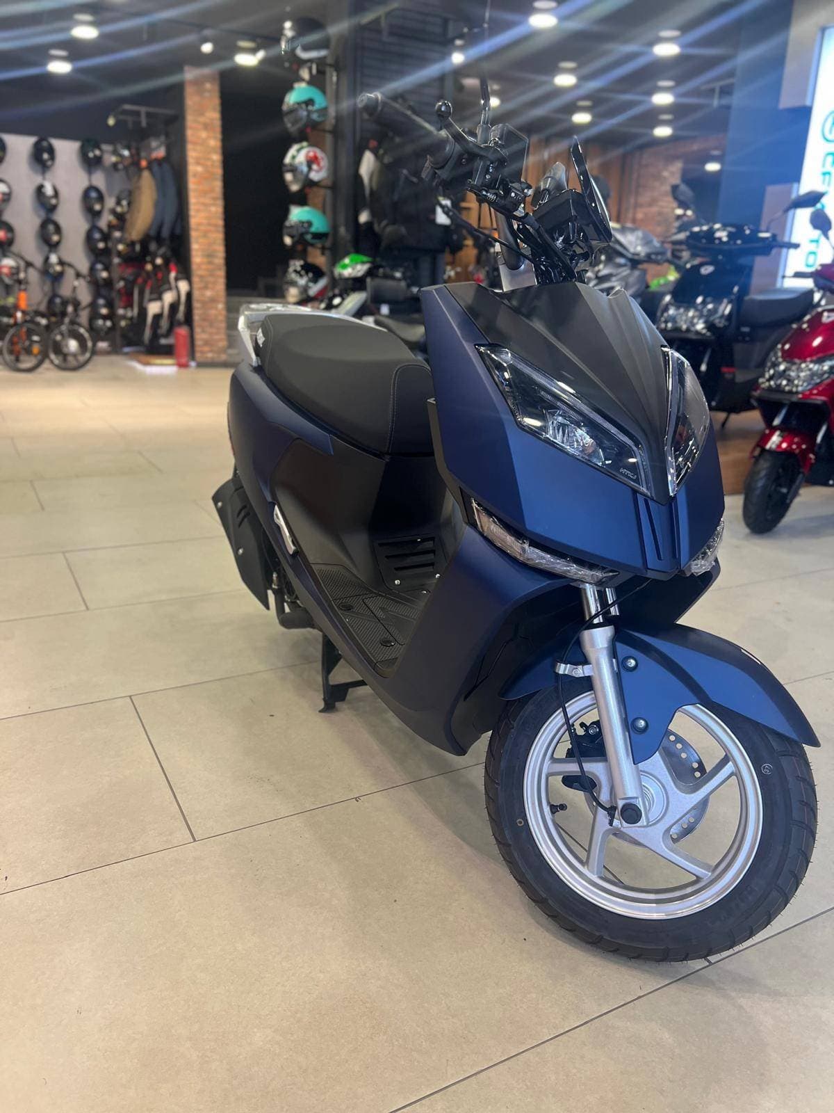 Motogarage52'den 2026 model MONDİAL LAVİNİA PRO125 - 1