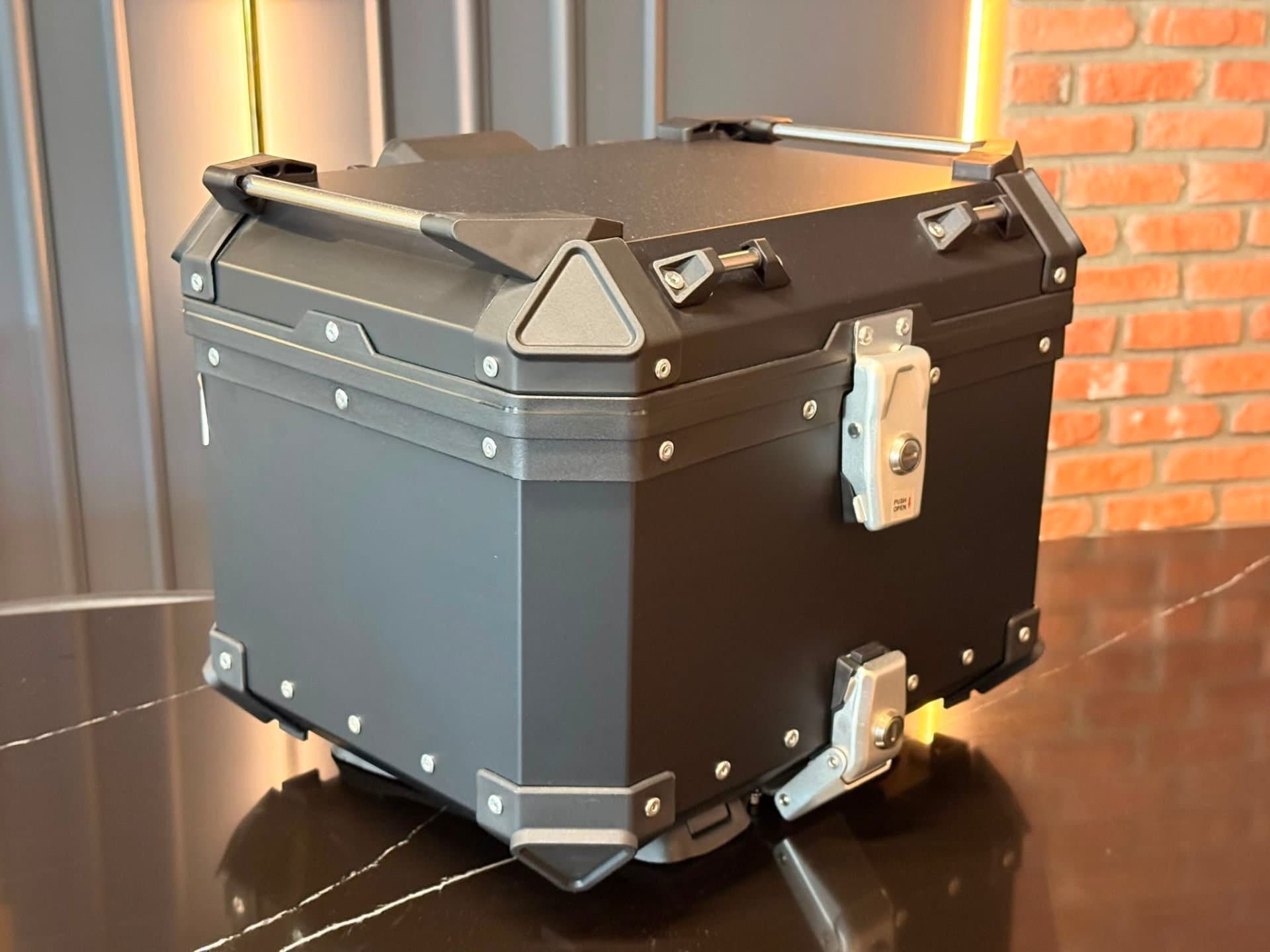 MOTOGARAGE52'DEN COOCASE ALÜMİNYUM ÇANTA - 1