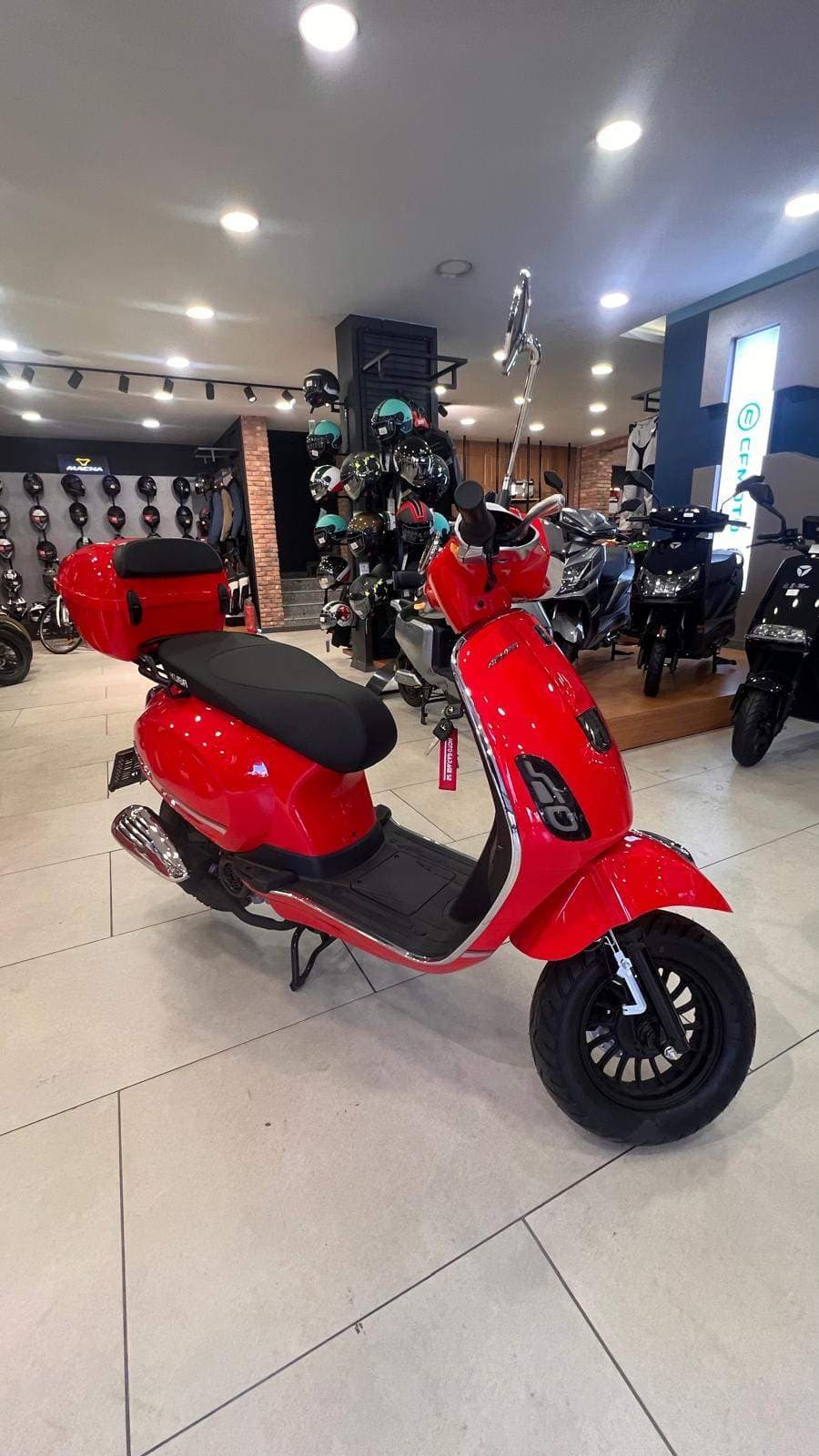 MOTOGARAGE52 ' DEN KUBA AZURE 50 PRO stoktan hemen teslim!! - 1