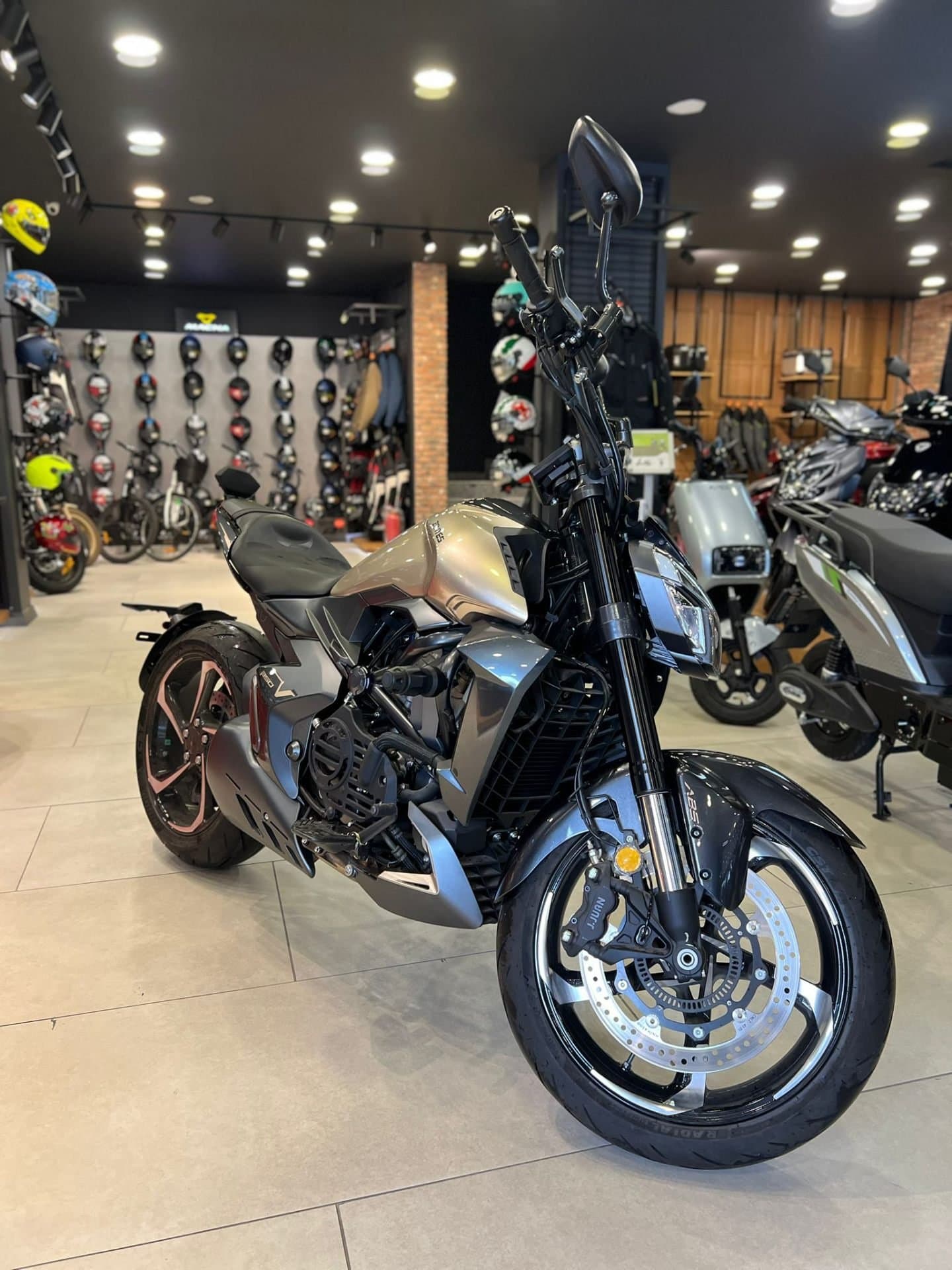 MotoGarage52'den ZONTES 350V1 nakite özel 3 taksit imkanı !!! - 1