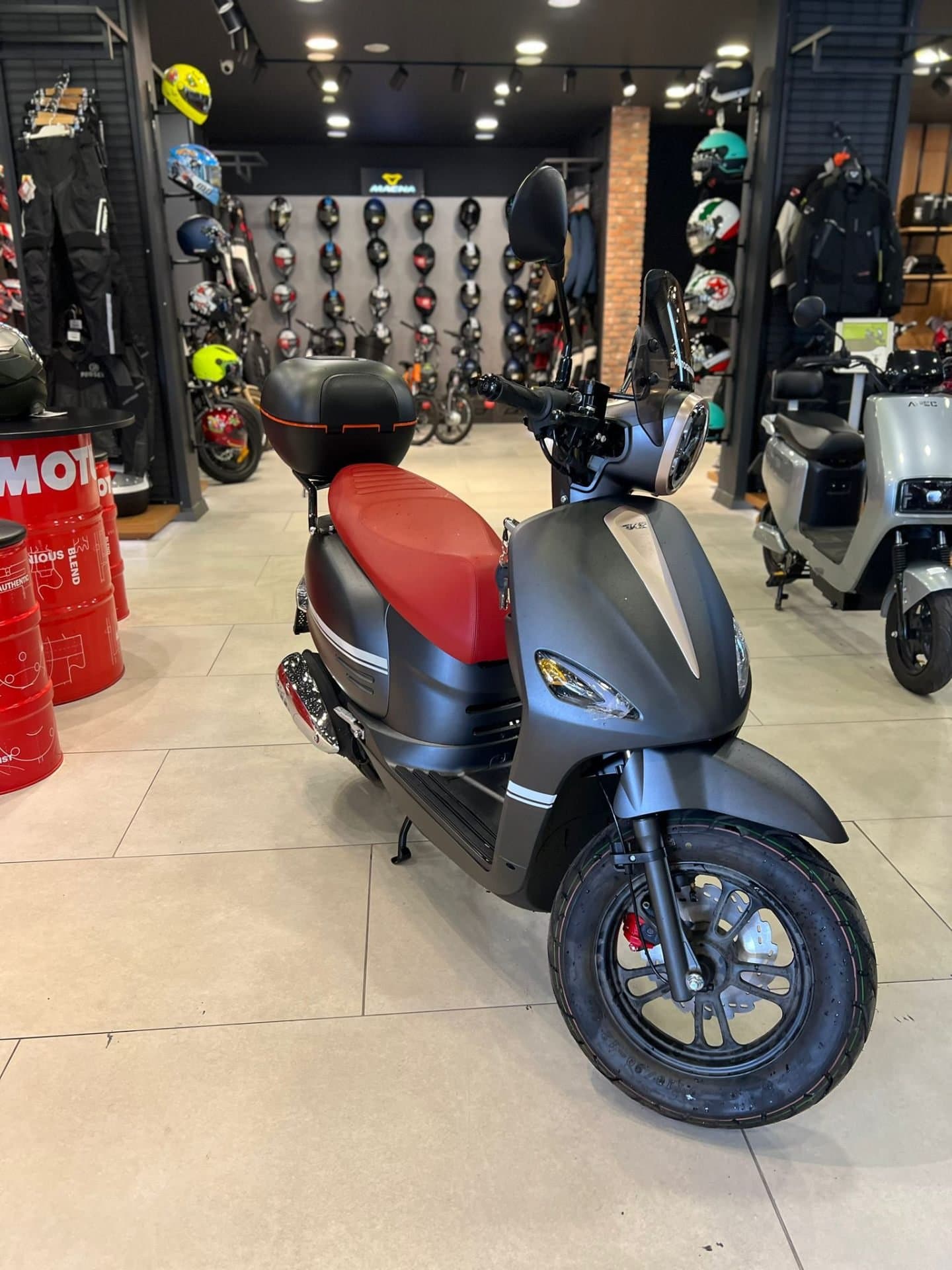 MOTOGARAGE52'DEN NEON 50 NAKİTE ÖZEL 3 TAKSİT İMKANI !!! - 1