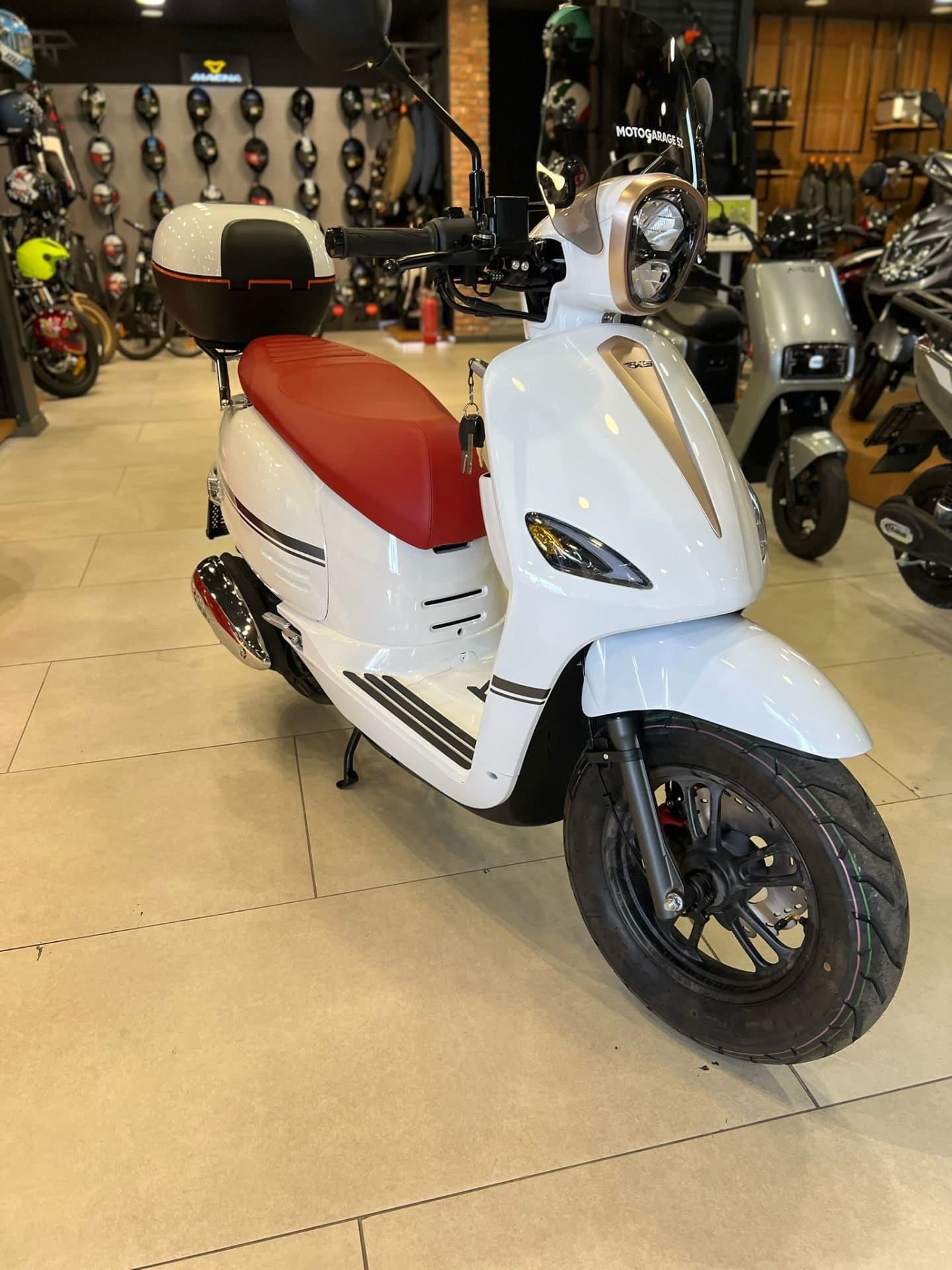 MOTOGARAGE52'DEN NEON 50 NAKİTE ÖZEL 3 TAKSİT İMKANI !!! - 1