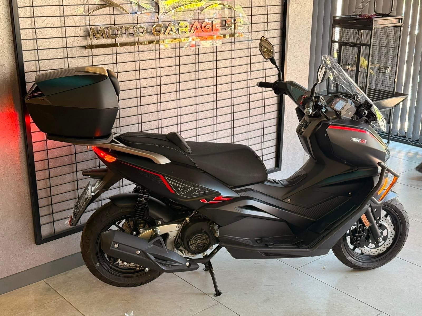 MOTOGARAGE52'DEN YENİLENMİŞ YENİ KASA NEWCITY50 MAX - 1