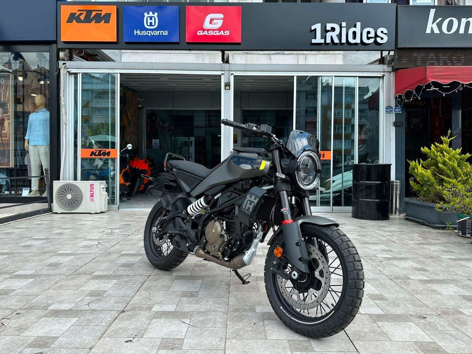 ORDU 1RİDES KTM'den HUSQVARNA 125 SVARTPİLEN stoktan hemen teslim !!! - 1