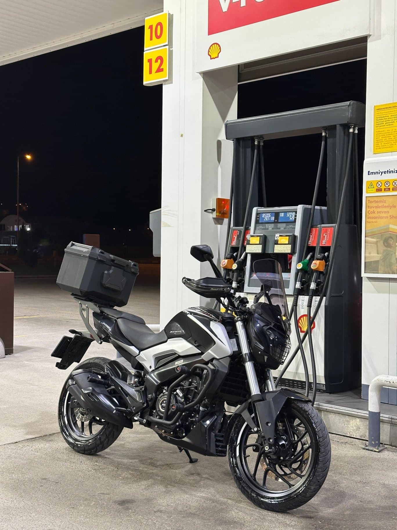 BAJAJ DOMİNAR 250 - 1