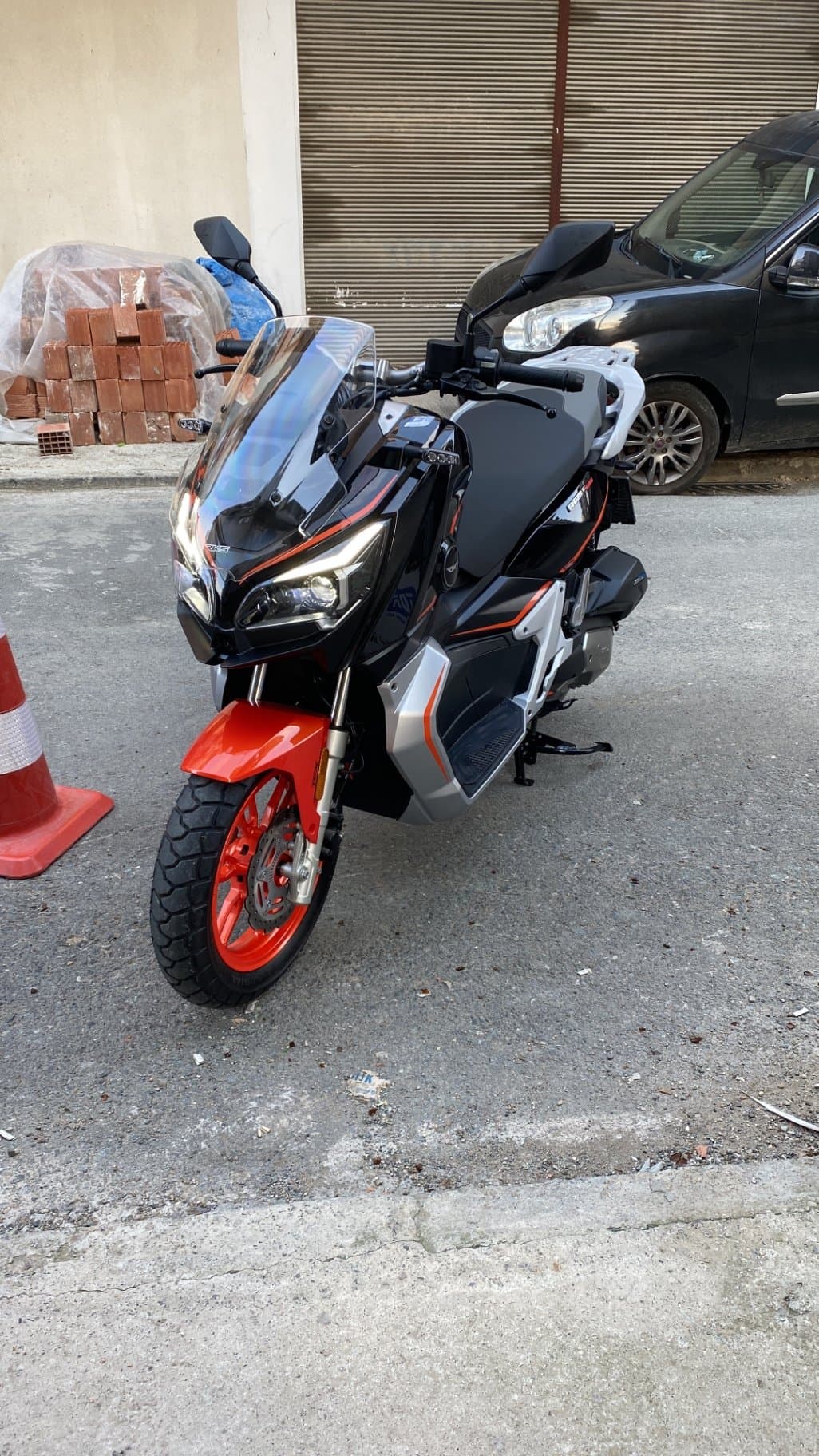 RKS REALE 125 HYBRİD ADV 2600 KM - 1
