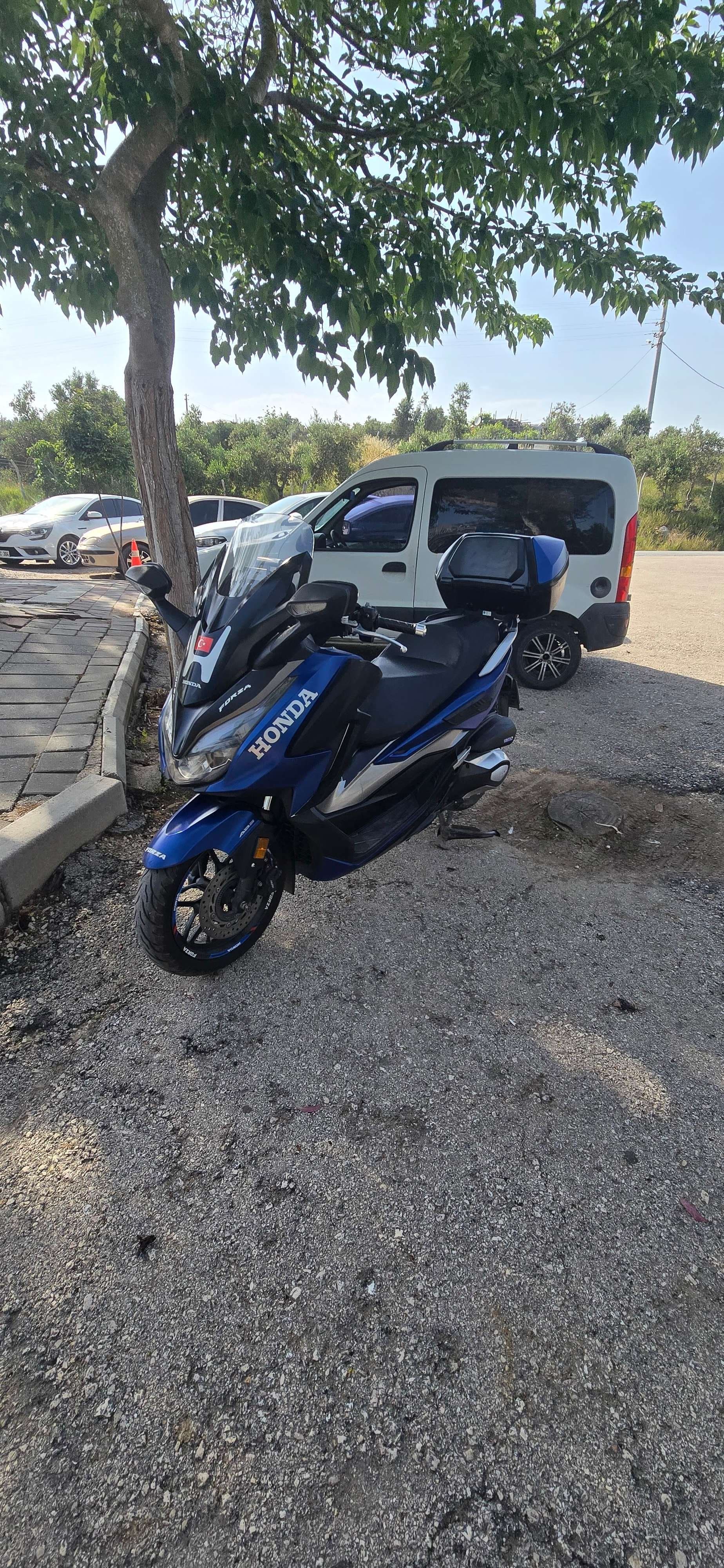 Honda Forza 250 Temiz Çantalı Tramersiz - 1
